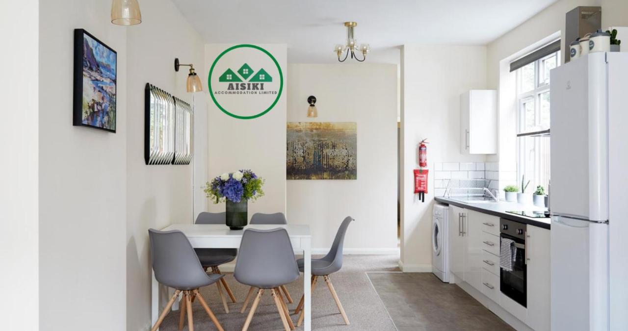 Aisiki Living At Alexandra Road, 2 Bedrooms & 2 Bathrooms With King Or Twin Beds And With Free Wi-Fi & Parking Watford  Exterior foto